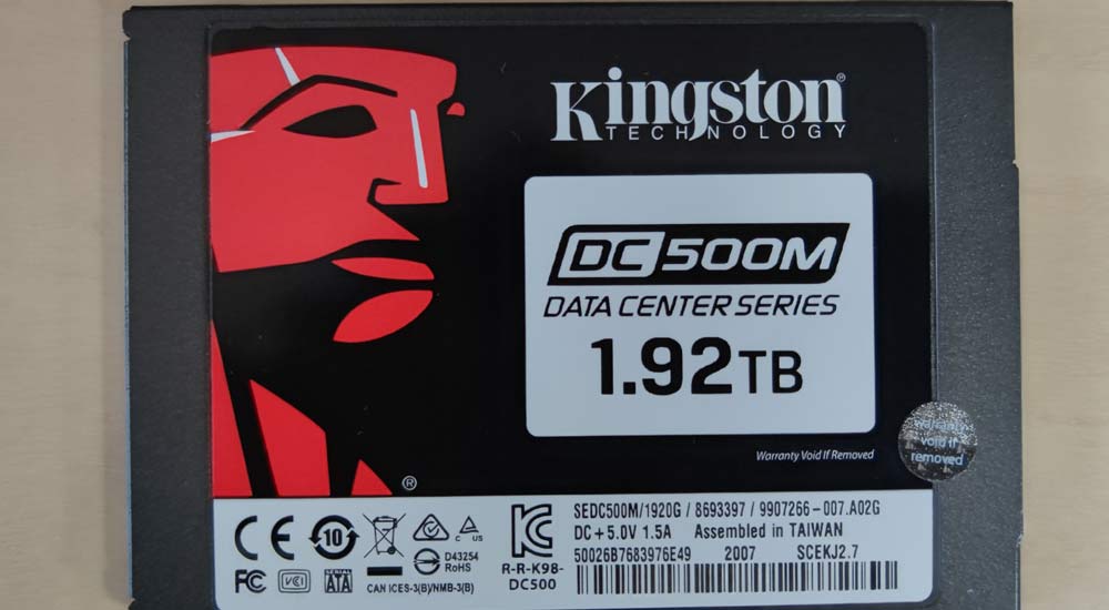 Dysk SSD Kingston DC500 z macierzy RAID6
